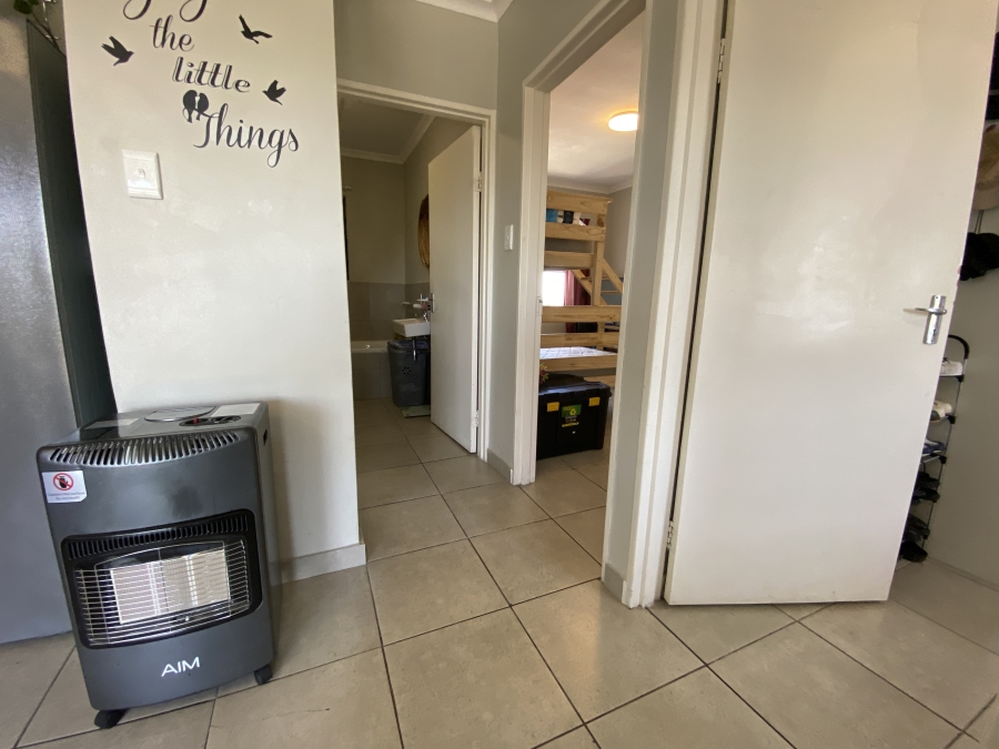 2 Bedroom Property for Sale in De La Haye Western Cape
